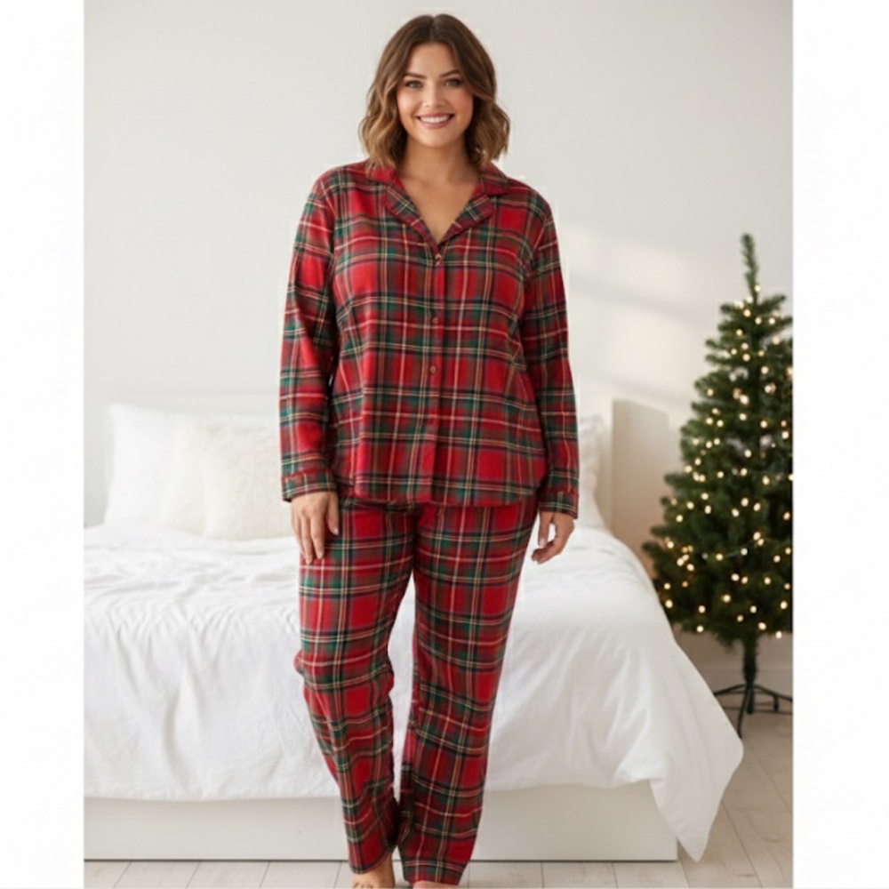 Old Navy Red Plaid Flannel Pajama Set Size XL